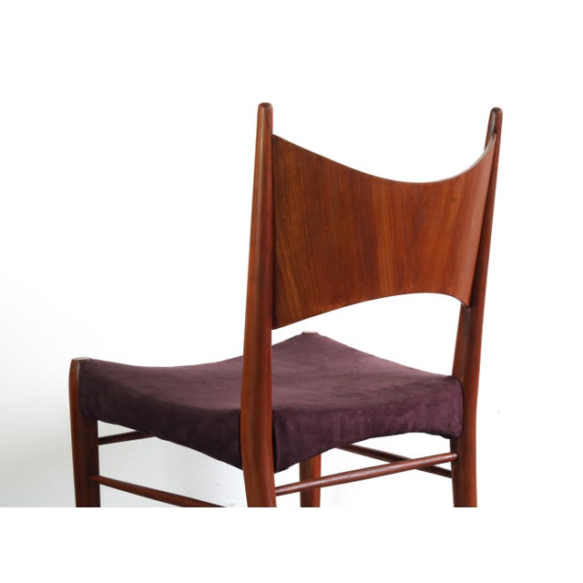 Wood Minimal Danish Modern Contoured Walnut Dining Chairs - Set of 4 For Sale - Image 7 of 8