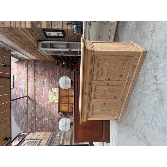 Early 20th Century 3-Door Sideboard For Sale - Image 3 of 13