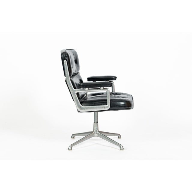 Early Eames Time Life Executive Chair Herman Miller, 1960s, Xerox Corp. For Sale - Image 9 of 17
