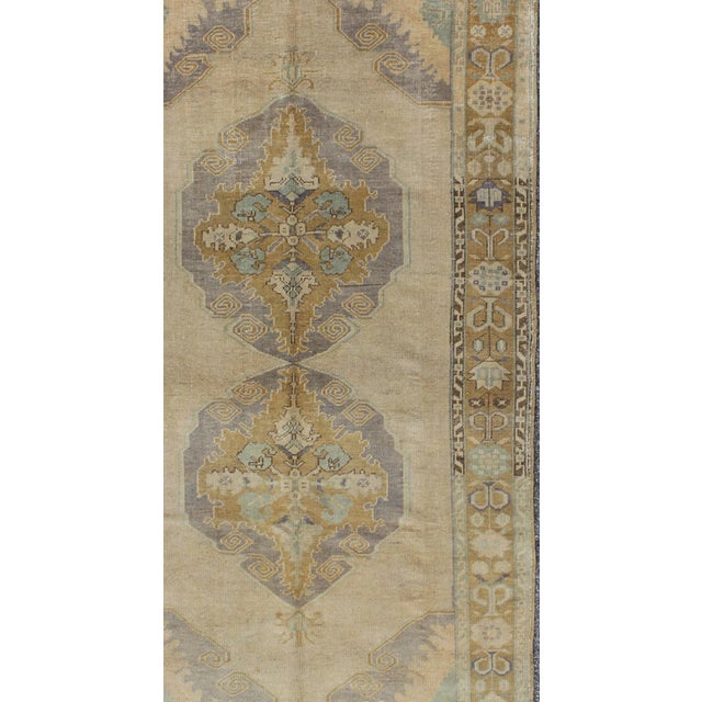 Vintage Gallery Turkish Oushak Rug With Floral Medallions in Earthy Tones and Lavender. Keivan Woven Arts / rug OSM-09,...