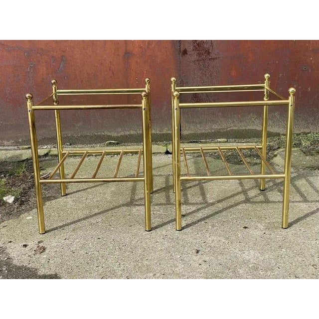 1980s Mid-Century Modern Italian Nightstands in Brass and Glass, 1980s, Set of 2 For Sale - Image 5 of 9