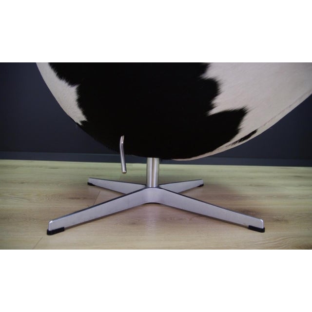 Vintage Danish Egg Chair by Arne Jacobsen for Fritz Hansen, 1980s For Sale - Image 9 of 18