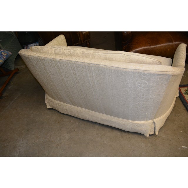 Wood Vintage Henredon Schoonbeck Curved Back Cream Embossed Tufted Settee / Sofa For Sale - Image 7 of 15