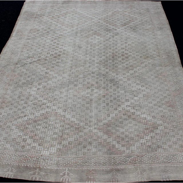 Textile Vintage Turkish Embroidered Rug With Geometric Diamond Design in Neutral Tones For Sale - Image 7 of 13