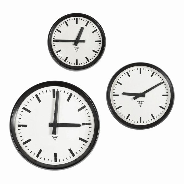 PJ 27 Clock from Pragotron, 1970s For Sale - Image 6 of 7