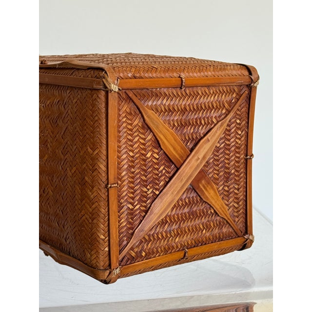 20th Century Japanese Ikebana Basket For Sale - Image 11 of 11