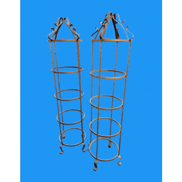 Hollywood Regency Mid 20th Century Italian 4 - Tier Twisted Wrought Iron Gilt Rope Étagères Display Shelf - A Pair For Sale - Image 4 of 10
