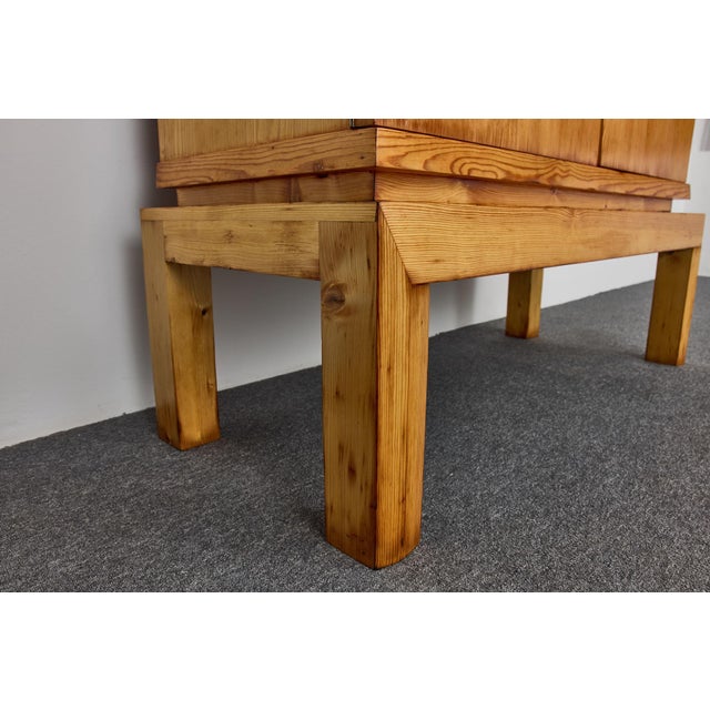 Larch Cabinet by Rudolf Lorenz for Lorenz Möbel, Vienna, 1928 For Sale - Image 13 of 18