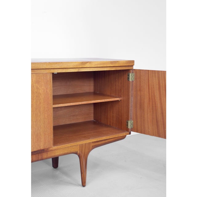 Teak Sideboard from Greaves & Thomas, 1960s For Sale - Image 6 of 10