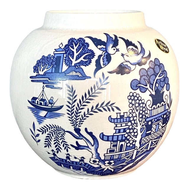 Vintage Chinoiserie Round Blue Willow Porcelain Vase Chairish