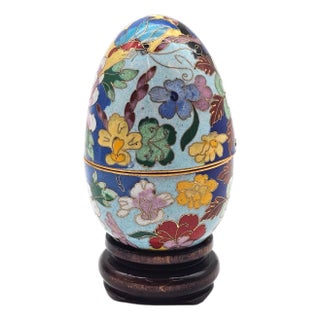Vintage Chinese Cloisonné Enamel Egg Box Floral Design on Stand Smithsonian Collection For Sale