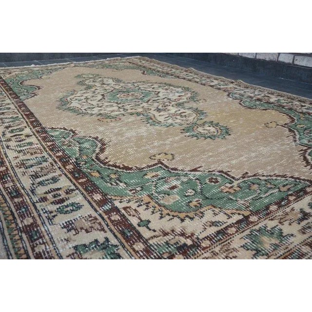 Camel 1960s 5x9 Bohemian Home Decor Wool Rug For Sale - Image 8 of 11