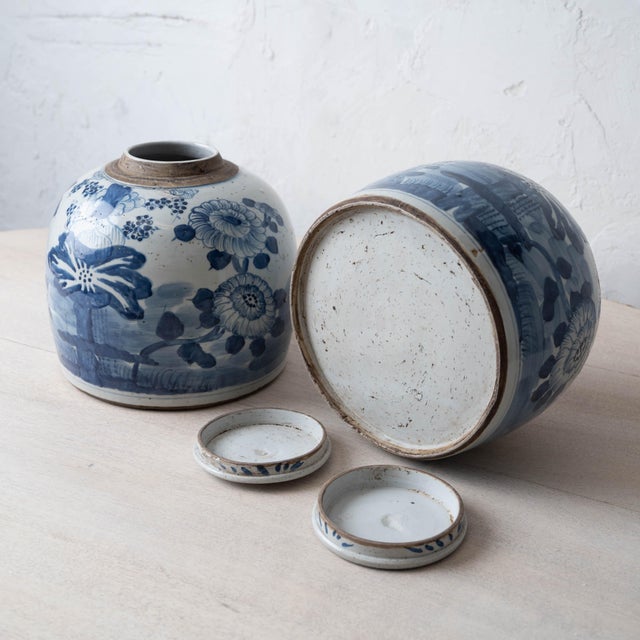 Pair of Chinese Blue and White Porcelain Ginger Jars, 20th Century For Sale - Image 12 of 12