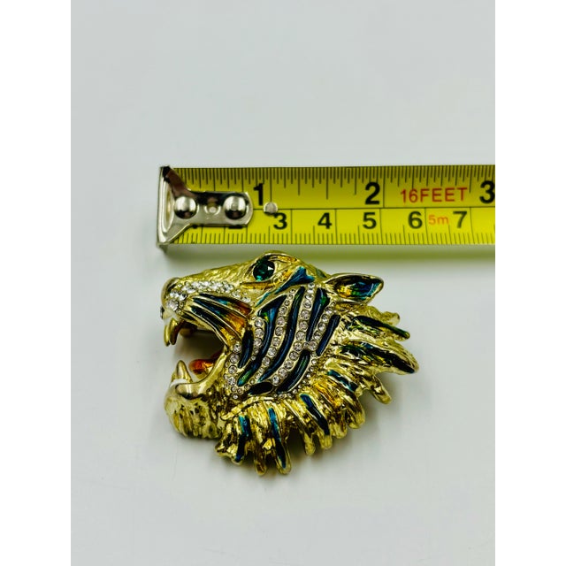 Glorious Gucci “Rajah” Encrusted Tiger Head Brooch For Sale - Image 11 of 12