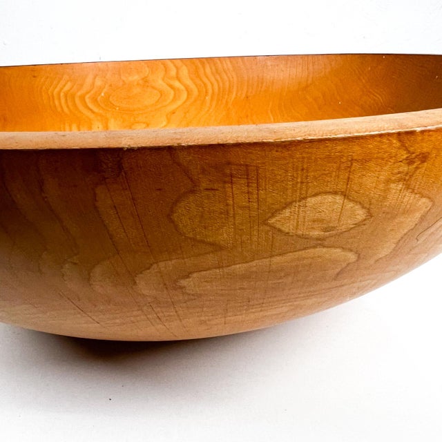 Farmhouse Farmhouse Rustic Sw Large Fruit Salad Bowl in Maple Wood For Sale - Image 3 of 7
