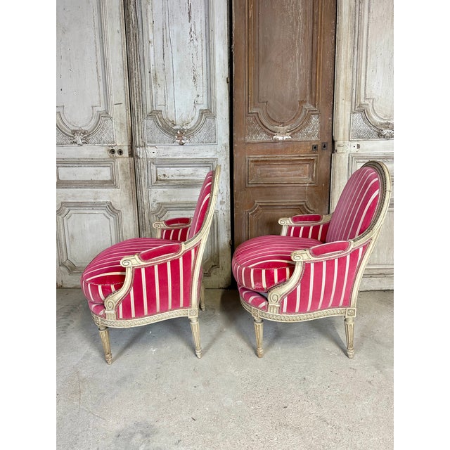 Louis XVI Lacquered Wood Bergère Armchairs, 1920s, Set of 2 For Sale - Image 9 of 14