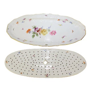 Antique Meissen Porcelain Neu Brandenstein Fish Platter & Strainer Insert - A Pair For Sale