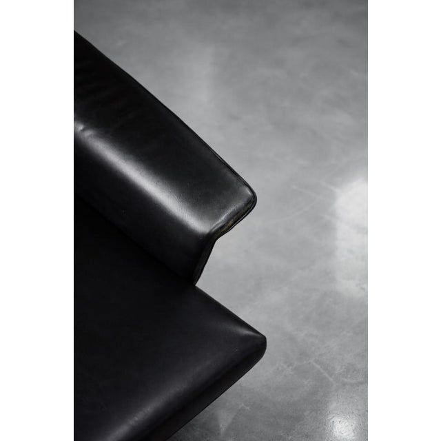 This lounge chair was designed by Georg Thams for the Danish manufacturer A/S Vejen Polstermøbelfabrik during the 1960s....