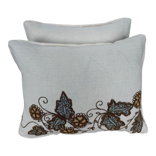 Pair of Linen Embroidered Pillows For Sale