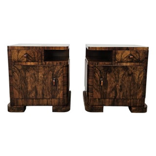 Art Deco Linear and Geometric Bedside Tables in Walnut Burl, 1940, Set of 2 For Sale