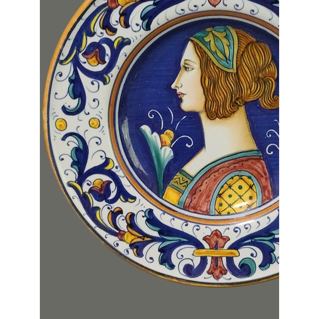 Deruta Vintage Italian Deruta Majolica Painted Renaissance Portrait Decorative Plate #3 For Sale - Image 4 of 9
