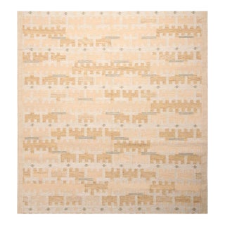 Rug & Kilim’s Scandinavian Style Rug in Ivory and Beige, With Geometric Pattern 1014 For Sale