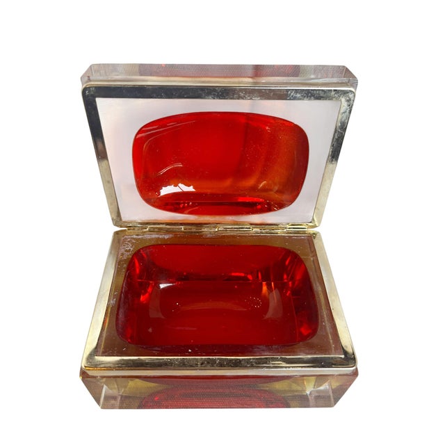 A beautiful and eye catching Murano glass box designed by Alessandro Mandruzzato, one of Italy's most recognized glass...