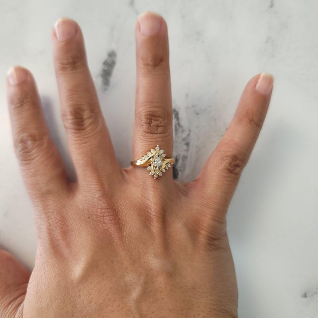 ♥ Product Summary ♥ Main Stone: Diamonds Approx. Diamond Carat Weight: .50cttw Diamond Color: I Diamond Clarity: VS2...