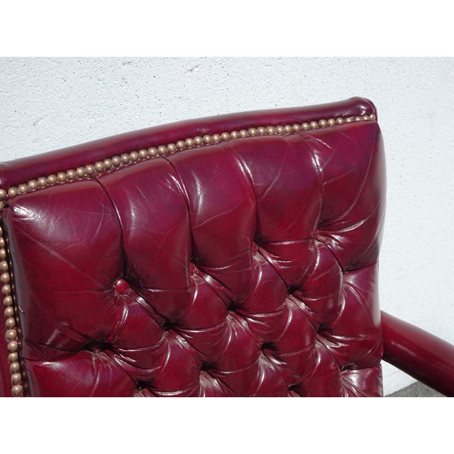 Vintage Georgian Styl Burgundy Leather Gainsborough Armchair Tufted Chesterfield For Sale In Los Angeles - Image 6 of 16