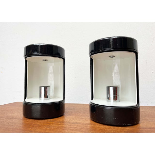 Mid-Century Modern Italian Space Age Black Model Laura Table Lamps by Olaf von Bohr and Diego Valenti for Valenti Luce Milano, 1960s, Set of 2 For Sale - Image 15 of 18