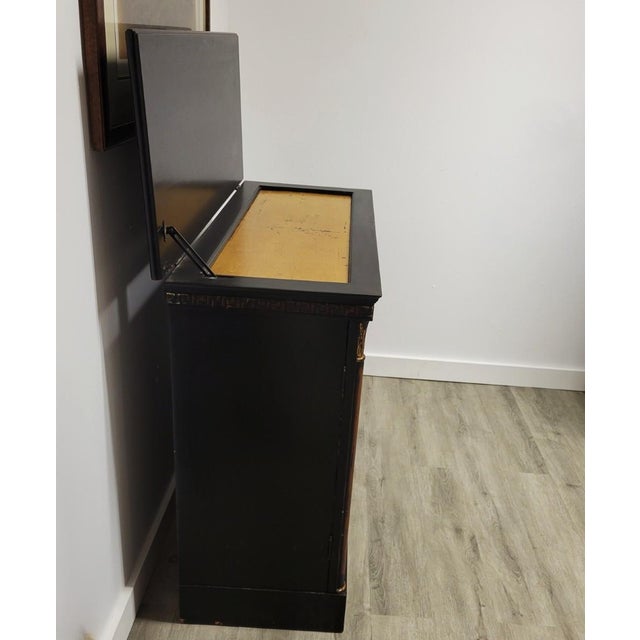 1970s Hollywood Regency Flip-Top Bar Cabinet With Greek Key Detail For Sale - Image 9 of 13