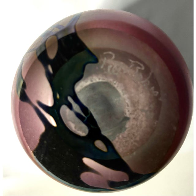 Dale Chihuly 1990s Peet Robison Signed Iridescent Sunset Landscape Art Glass Vase For Sale - Image 4 of 8