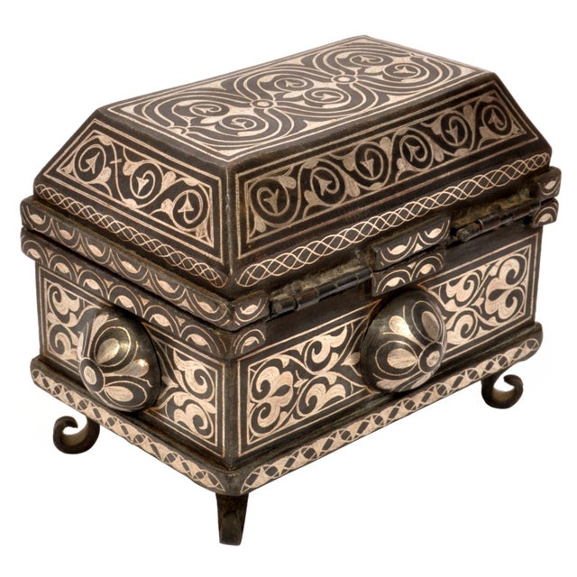 Antique 19th Century Indian Bidriware Pandan Silver & Brass Casket Jewelry Box For Sale - Image 10 of 12