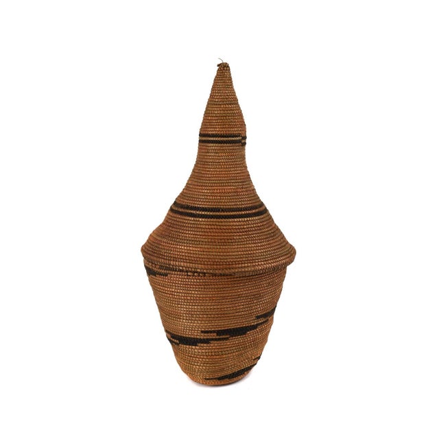 Early 20th Century Tutsi Basket with Lid Rwanda For Sale - Image 4 of 4