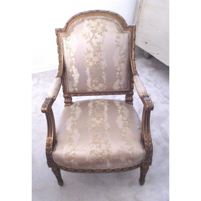 1940s Antique French Louis Gilt Carved Bergere Chair With Damask Roses Fabric For Sale - Image 5 of 13