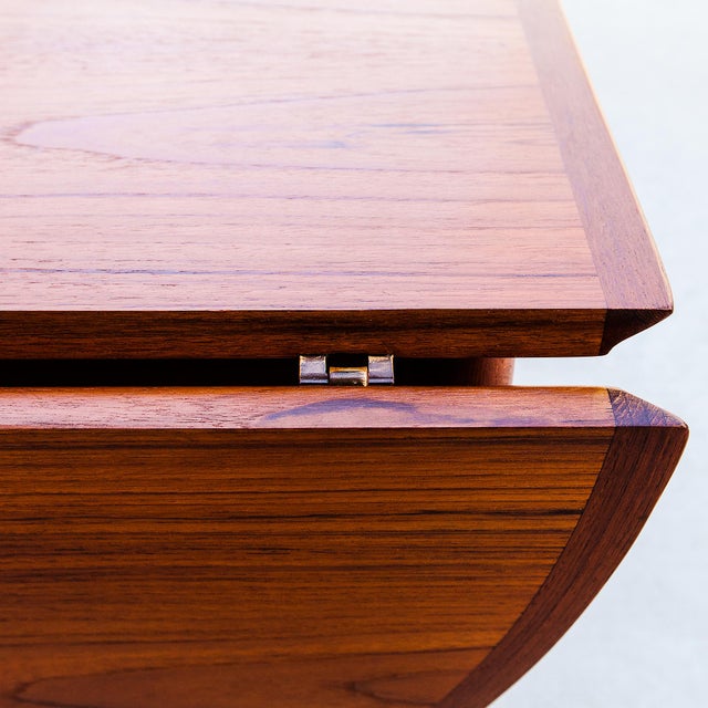 Restored Arne Vodder Model 227 Dining Table in Teak, 1960s Danish Mid Century Modern For Sale - Image 11 of 18