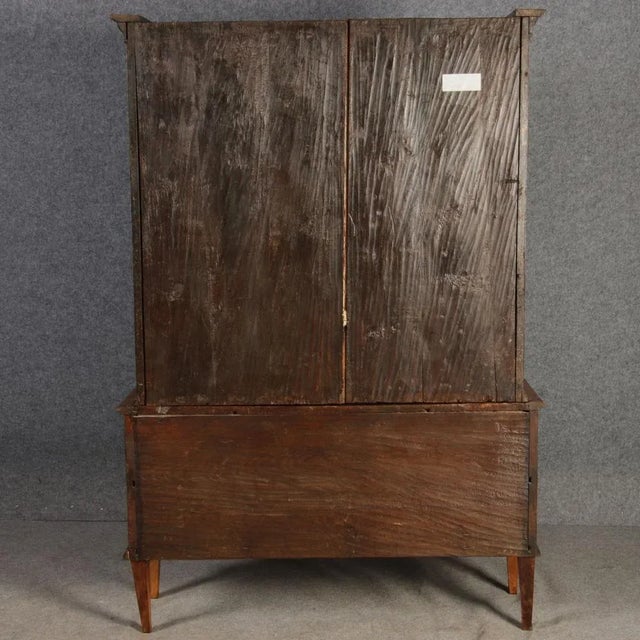 Antique Baroque Cabinet inn Walnut, 1780 For Sale - Image 10 of 18