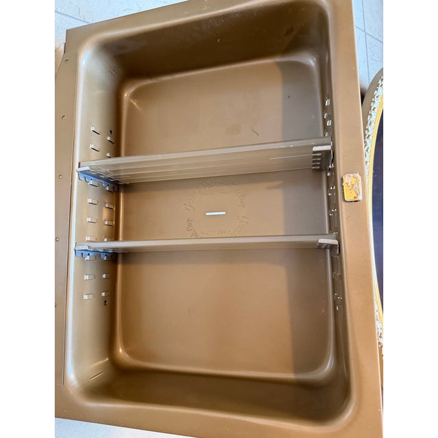 Metal Vintage C. 1950s Oval Hollywood Regency Recessed Medicine Cabinets. A Pair For Sale - Image 7 of 12
