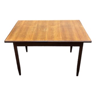 Mid Century Modern Extending Teak Dining Table W/ Butterfly Leaf by White & Newton, Uk c.1960 For Sale