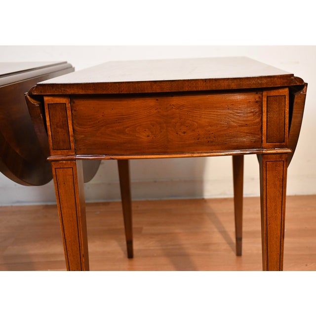 Brown 1950s English Hepplewhite Birdseye Maple Banded Walnut Pembroke Drop Leaf Tables For Sale - Image 8 of 18