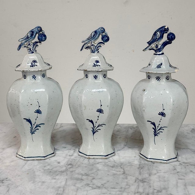 Set of Five 18th Century Dutch Delft Biblical-Themed Garniture Vases For Sale In Dallas - Image 6 of 18