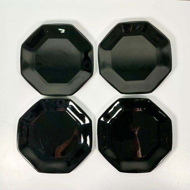 Contemporary 1980s Postmodern Contemporary French Black Glass Dinner Plates - Set of 4 For Sale - Image 3 of 11