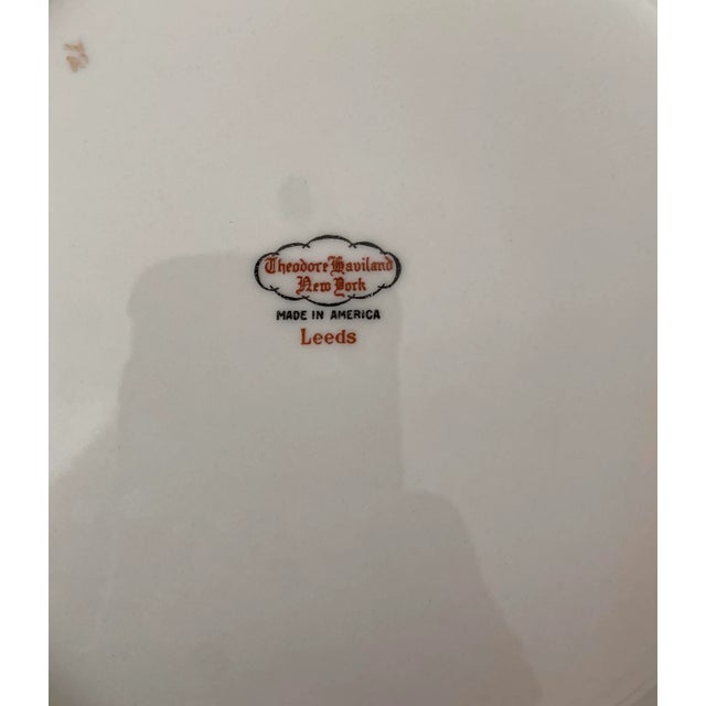 Cream 1950s Theodore Haviland New York Leeds Cream & White Dinner & Salad Plates- 12 Pieces For Sale - Image 8 of 10