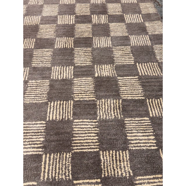 8ft 6in × 11ft 7in Contemporary Checkered Hand Tufted Wool Area Rug For Sale In San Francisco - Image 6 of 12