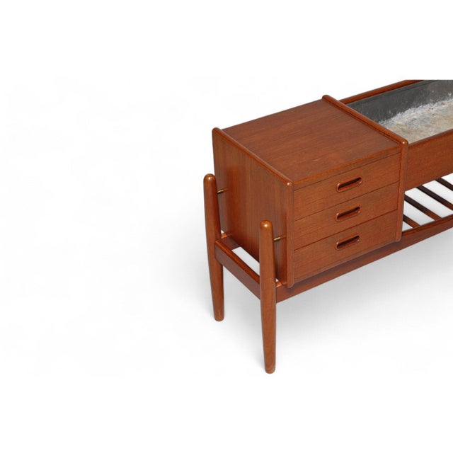 Mid 20th Century Arne Wahl Iversen Model 36 Planter / Hallway Chest in Teak For Sale - Image 11 of 11