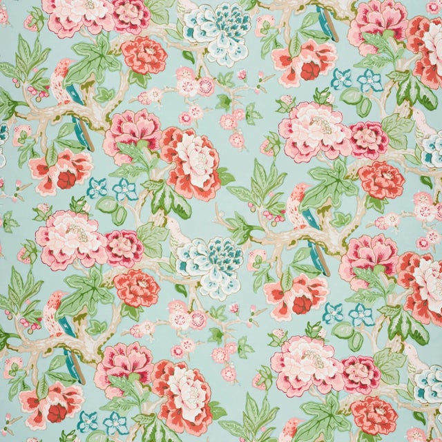 Schumacher x Mary McDonald Bermuda Blossoms Wallpaper in Aqua (8 Yards) For Sale