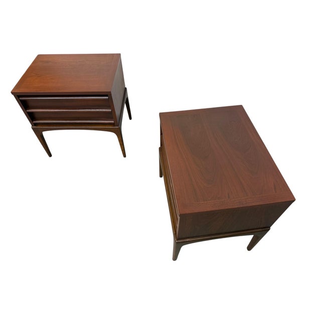 1960s Mid-Century Modern Lane Rhythm Walnut Nightstands - Set of 2 - Refinished! For Sale - Image 5 of 11