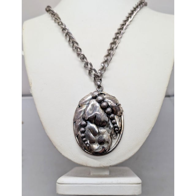 1950s Vintage 1950s Signed Napier Silvertone Stylized Leaves Pendant Necklace For Sale - Image 5 of 12