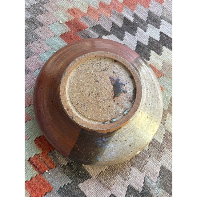 Mid-Century Modern 1970s Signed Ann Campbell Studio Pottery Bowl – Organic Earth Tone Glaze For Sale - Image 3 of 10