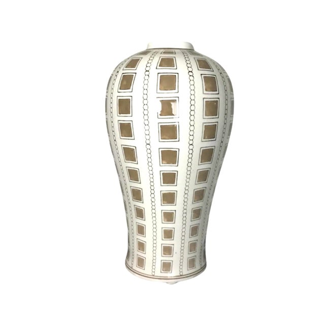 Stunning large cream and brown geometric pattern ceramic vase 18 x 9 x 9” Excellent condition B69-70